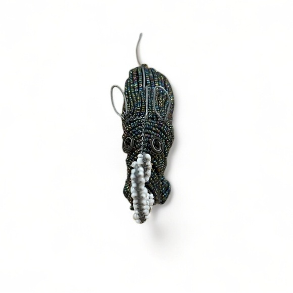 Dilwana Rhino Wired and Beads - Handmade African Craft - Iridescent Blue White - Picture 2 of 6